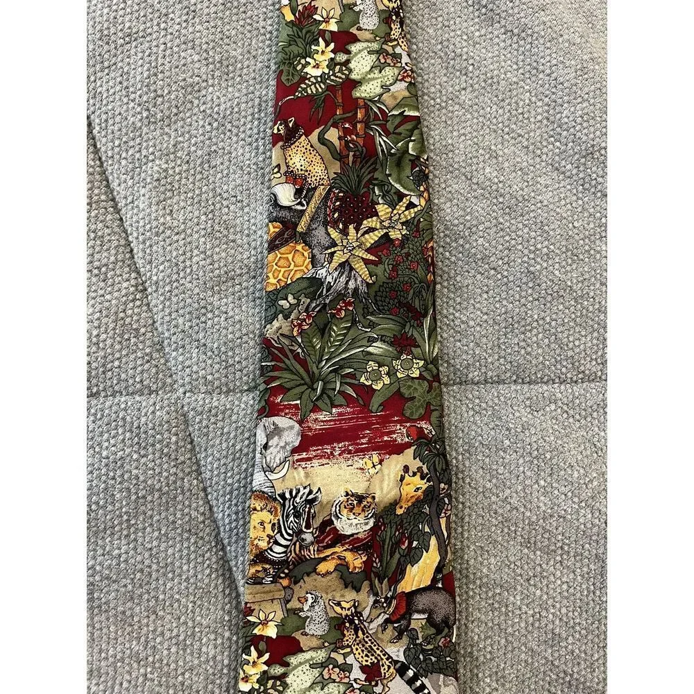 New NWT Enrico Sarchi Tie African Animals  Made in Italy Men's Designer Silk Tie - Picture 3 of 6